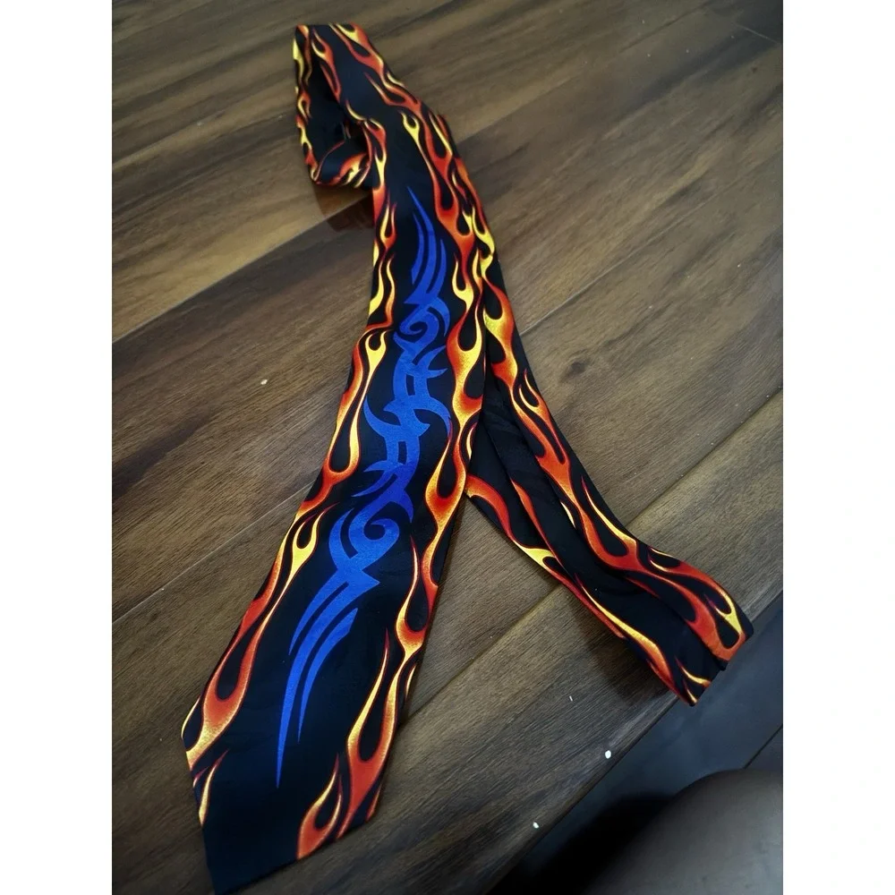 Vintage Y2K No Boundaries Mens Necktie Flame Tribal Blue Black Red Guy Fieri